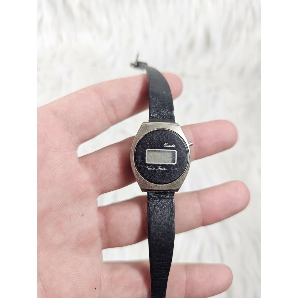Vintage Texas Instruments LCD Quartz Watch Silver Black - Needs Battery